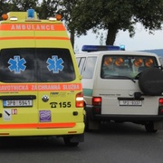"Sorry, ale teď nemám čas, zavolejte si sanitku!"