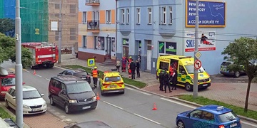 Matku s malou holčičkou srazilo auto