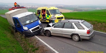 Během nehody se zranilo šest mužů