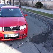 Hledá se černé Audi A4 combi, řidič ujel od nehody v Plzni