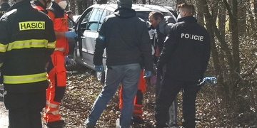 Pronásledování zfetovaného řidiče skončilo vážným zraněním