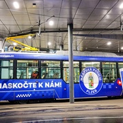 Nová tramvaj v barvách městské policie