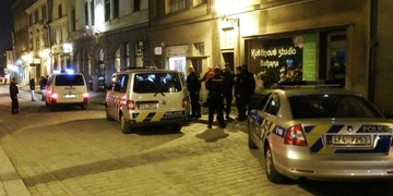 Velmi úspěšný víkend na zadržené osoby