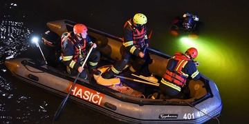 Noční pátrání po ztraceném seniorovi