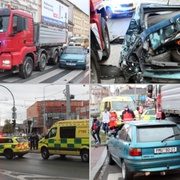 Nákladní vůz rozhodil auta jak koule kuželky na bowlingu