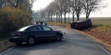 Střet dvou aut a zaklínění spolujezdkyně