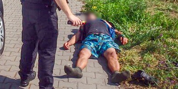 Říkali hodně pij, když jsou taková vedra, ale zrovna takhle to nemysleli!