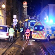 Mladík vešel přímo před tramvaj, utrpěl vážné zranění