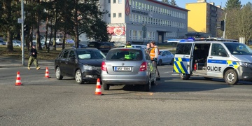 Střet vozů na Borech