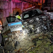 Nehoda policejního vozu v Železniční ulici