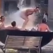 Jacuzzi na náměstí Republiky v Plzni