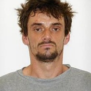 Policie pátrá po uprchlém vězni