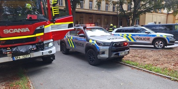 V psychiatrické nemocnici probíhá policejní zásah a evakuace jednoho z pavilonů