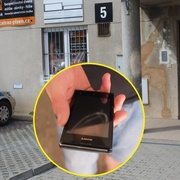 Jsem podezřelý jako zloděj telefonu!