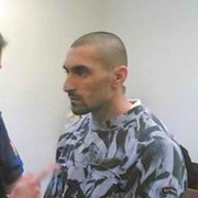 Ženu na Slovanech napadl vrah propuštěný z Valdic