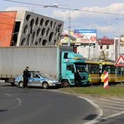 Kamion s tramvají i sražený cyklista - , 