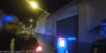Muž za volantem při kontrole nadýchal dvě promile