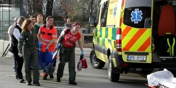 V Rokycanech muselo zastavit Pendolino a přistával vrtulník