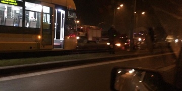 Nehody z konce týdne blokovaly tramvajím cestu