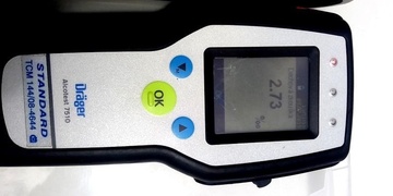 Silně opilá řidička nezvládla parkování