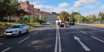 Střet skútru s osobním vozem