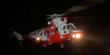 Muž se rozhodl ukončit svůj život a skočil před přijíždějící auto