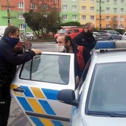 "Najdu si vás, a když budu mít pistoli, zastřelím vás!"