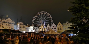 Včerejší večer na náměstí Republiky byl hodně smutný