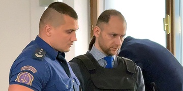 Bývalý primář Česák dnes u soudu plakal a žádal snížení trestu