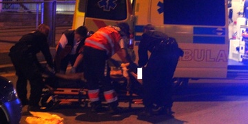 Těžce opilý bezdomovec zbil ženu, ta skončila v bezvědomí