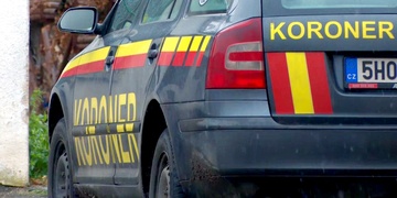 Nedaleko vodní nádrže bylo nalezeno lidské tělo bez známek života
