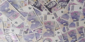 Pokladní zpronevěřila přes 300 tisíc korun