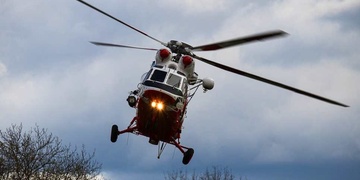 Šestnáctiletý mladík skončil s nožem v třísle