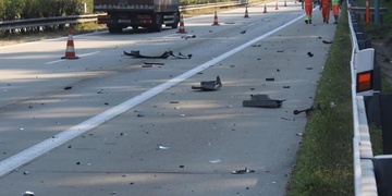 Opilý mladík způsobil nehodu na dálnici