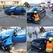 Vůz po střetu srazil sloup značky