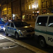 Seznámení v baru skončilo napadením a loupeží