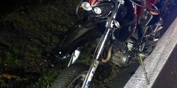 Tři nehody motorkářů za jedinou noc