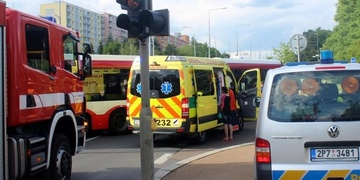 Auto srazilo asi desetiletého chlapce