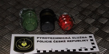 Nález ručních granátů v Plzni