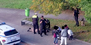 Uprchlého vězně zadrželi za pár hodin a pozor, na pomoc měli i Bazuku