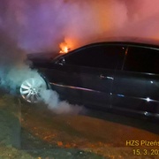 Žhář zaútočil na auto