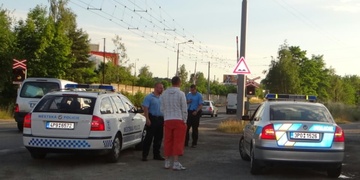 NEMOCNÉHO UKLIDNILI A POMOHLI ZÁCHRANÁŘŮM