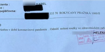 Lékařka odmítla vyšetřit pacienta, protože neměl roušku