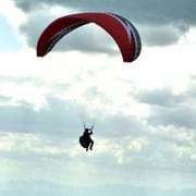 Výzva policie: Hledá se paraglidista co létal u Sušice