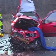 Řidička nepřežila, druhý řidič je těžce zraněn
