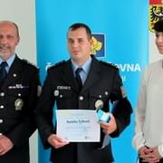 Policista ve svém volnu zachraňoval životy