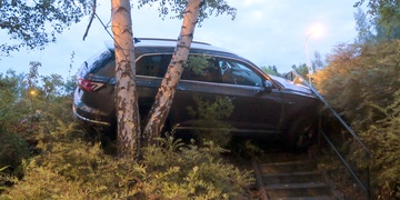 Starší řidič si spletl brzdu s plynem