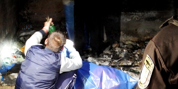 Čistka v Plzni pokračuje, přes hlasité protesty museli pracovat i bezdomovci