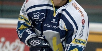 Bývalý hokejista Trojovský v podmínce je opět obviněn za zbití několika lidí