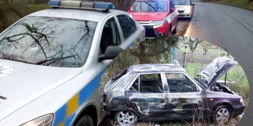 Opuštěné hořící auto Na Roudné